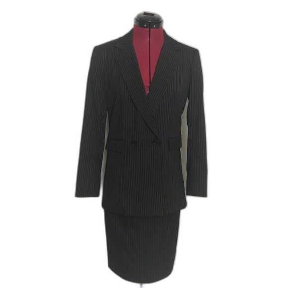 ANTONIO MELANI Skirt Suit Size 2 Black Pinstripe 2-Piece Set Blazer & Skirt - Picture 1 of 14